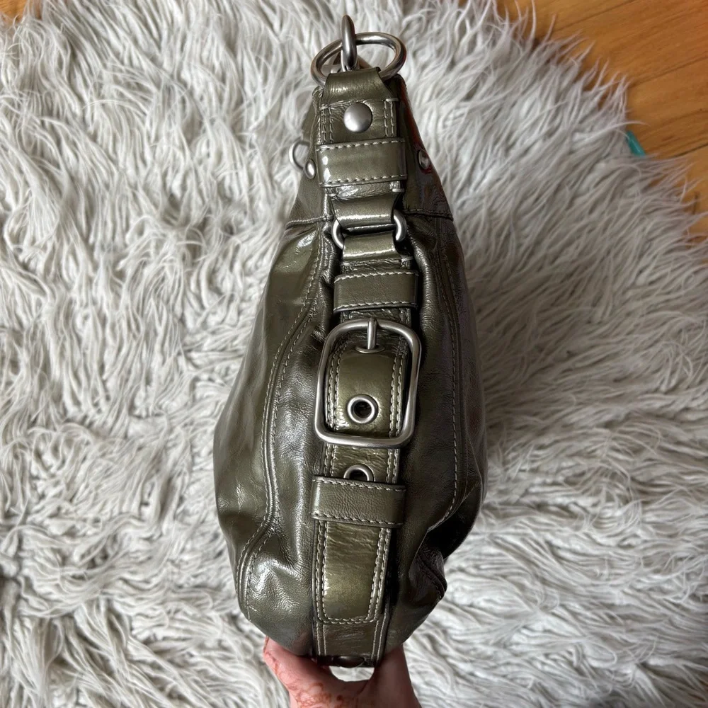 Coach 1941 Zoe Green Patent Leather Shoulder Zipper Closure Hobo Bag One Size